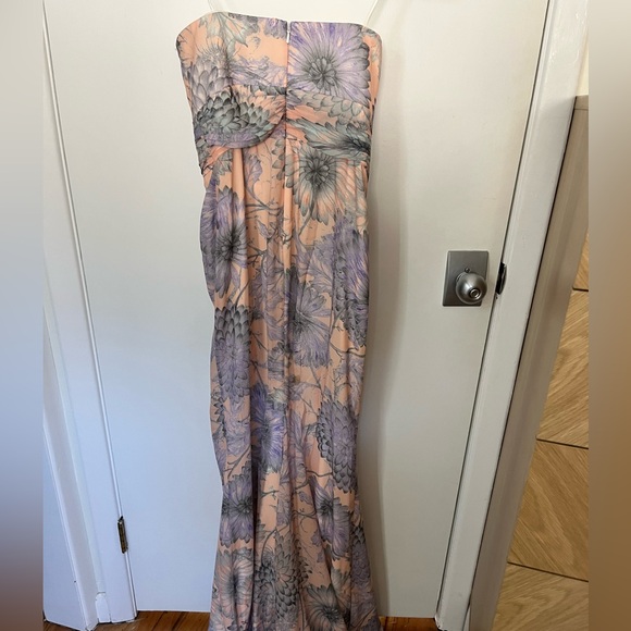 Badgley Mischka Gown - Picture 2 of 6